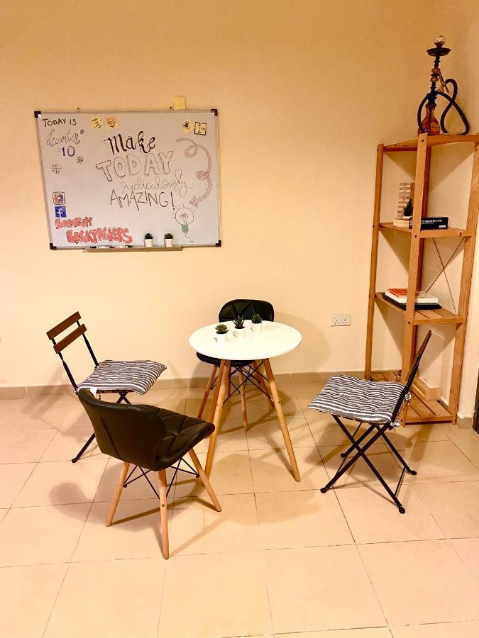 Auberge de jeunesse Bombay Backpackers Dxb (Adults Only) à Dubaï Extérieur photo